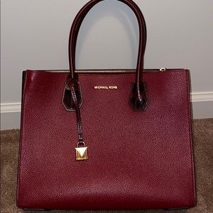 Mercer large accordion tote leather bag